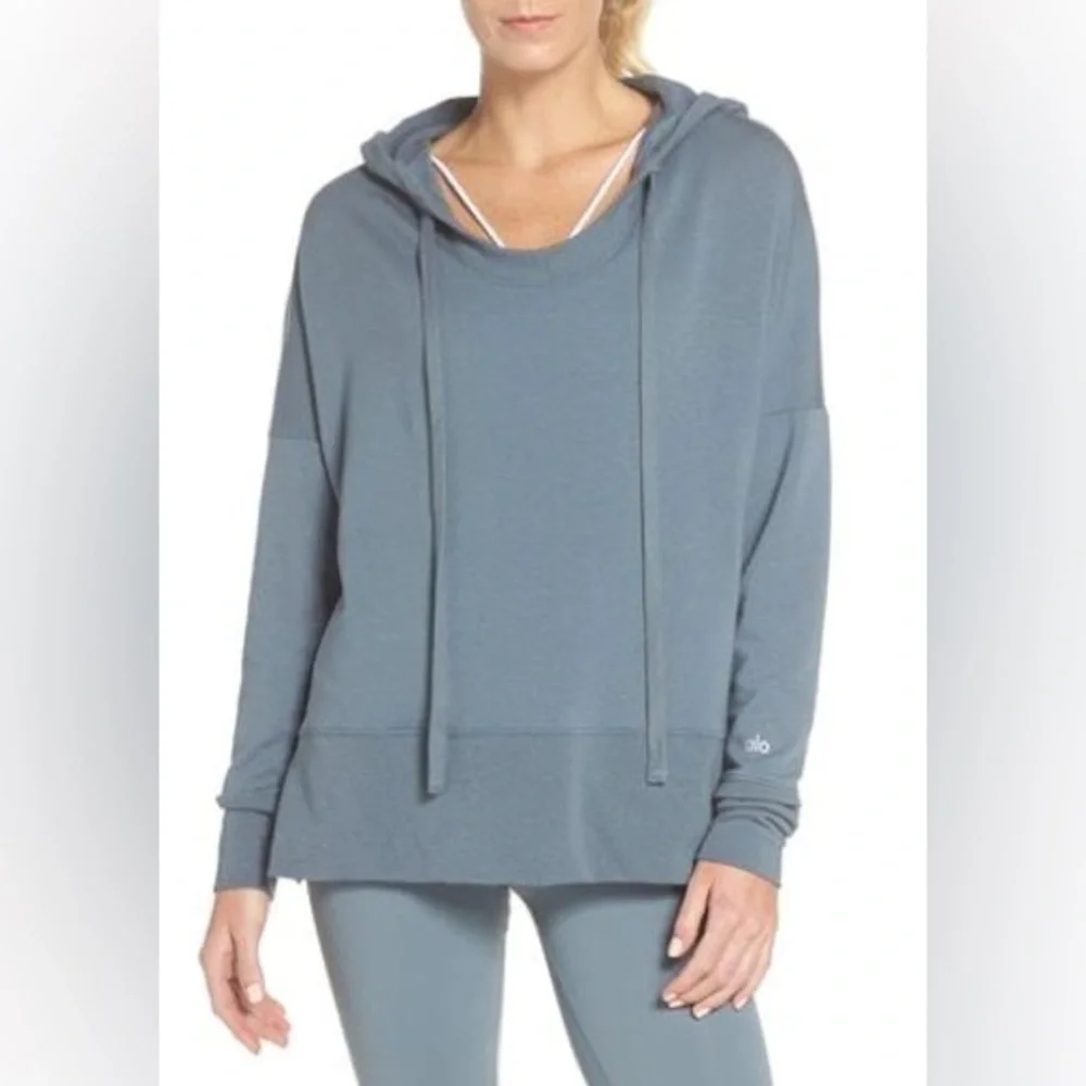 ALO YOGA Fluid Tunic Hoodie Tunic Concrete Gray Blue Scooped Neck Sweatshirt M - Picture 1 of 9